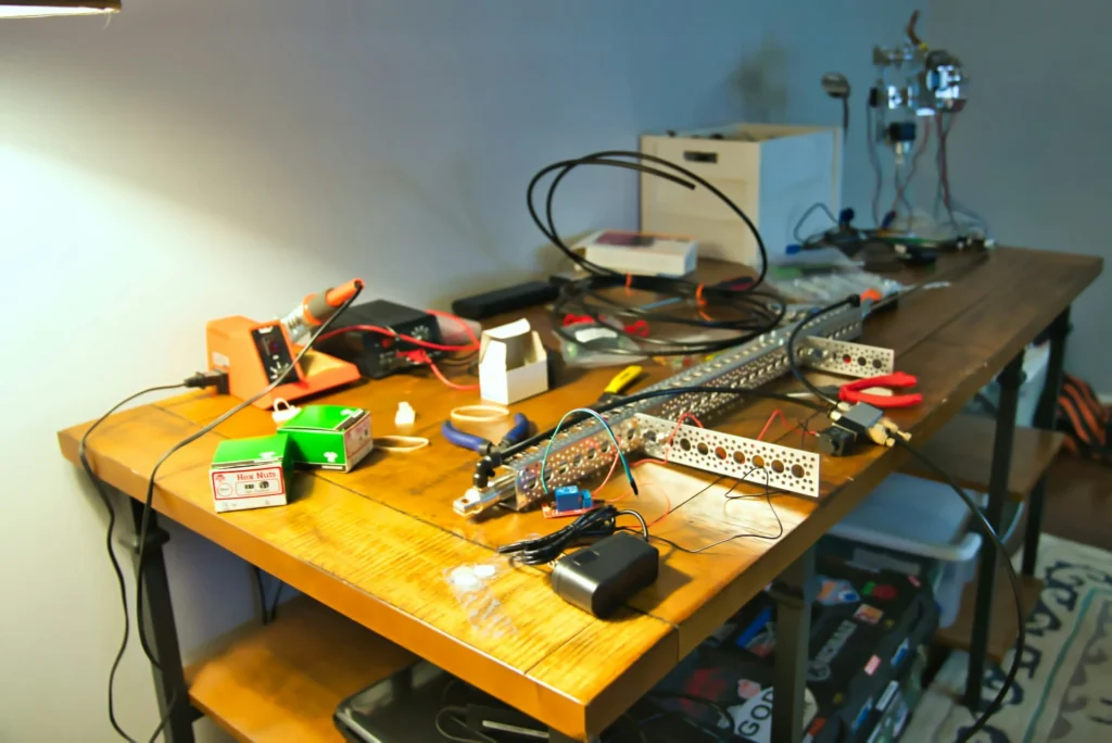 Tips dan Cara Menggunakan Solder yang Benar 1 solder