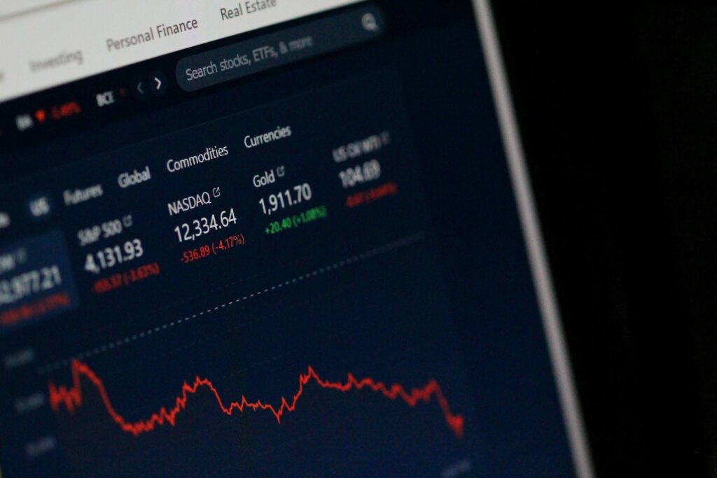Aplikasi Saham Luar Negeri Terbaik untuk Investor Indonesia (2024)